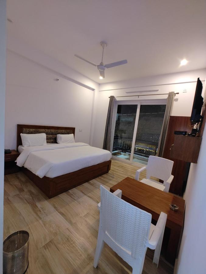 Hotel Anantam Residency Uttarkāshi Eksteriør billede