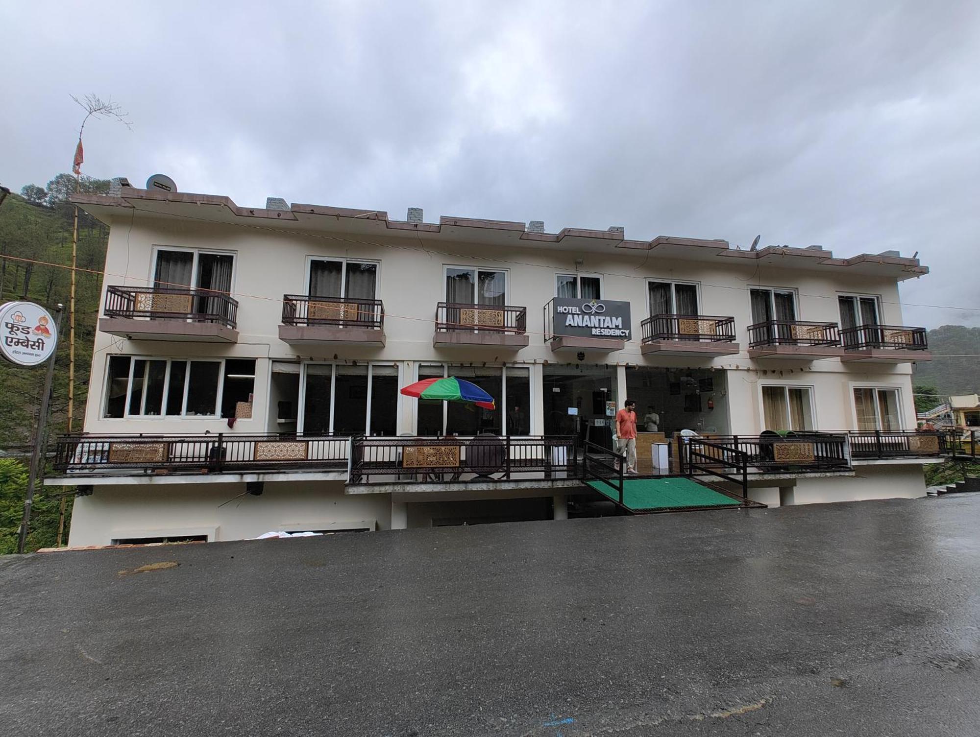 Hotel Anantam Residency Uttarkāshi Eksteriør billede