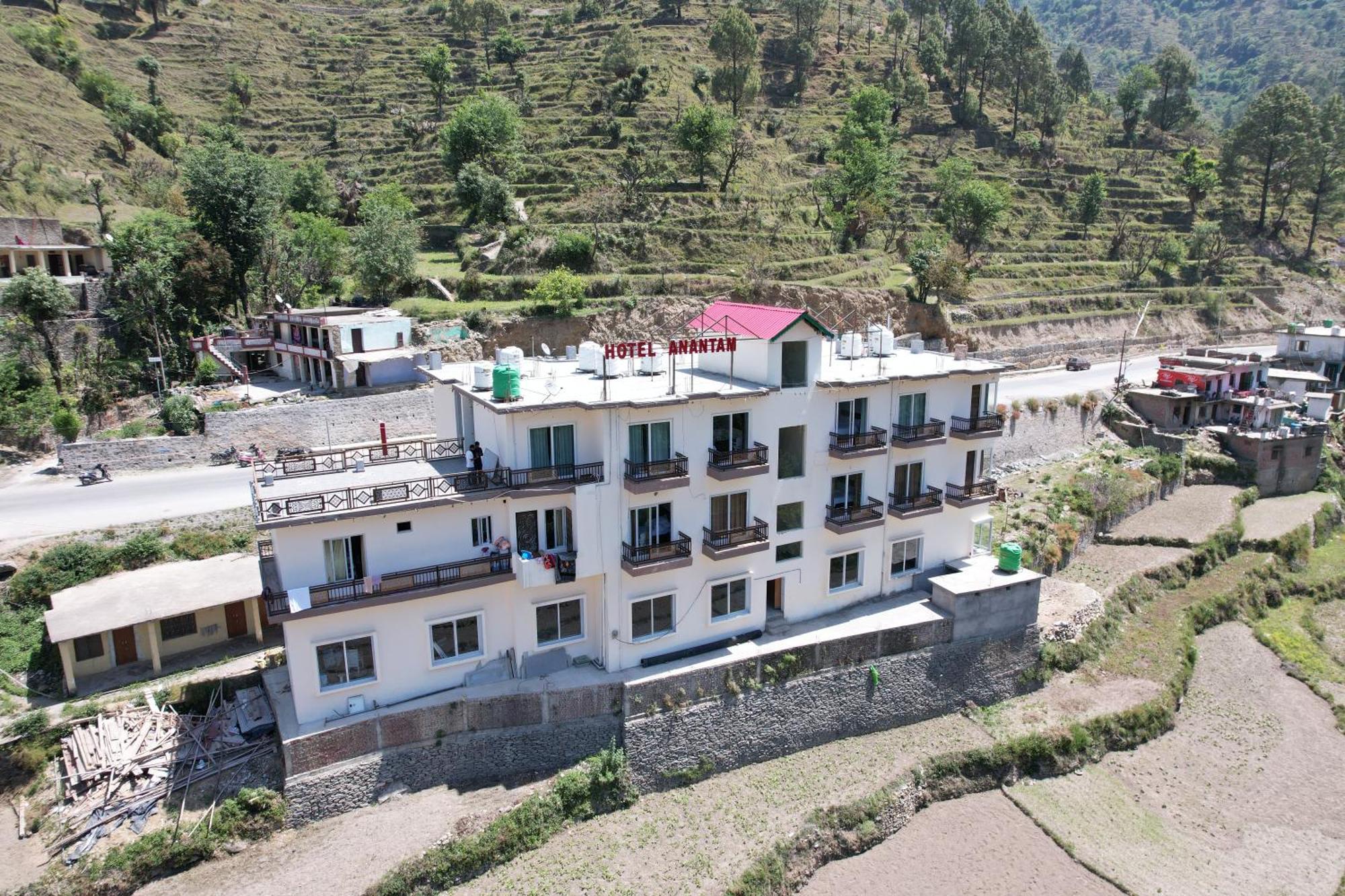 Hotel Anantam Residency Uttarkāshi Eksteriør billede