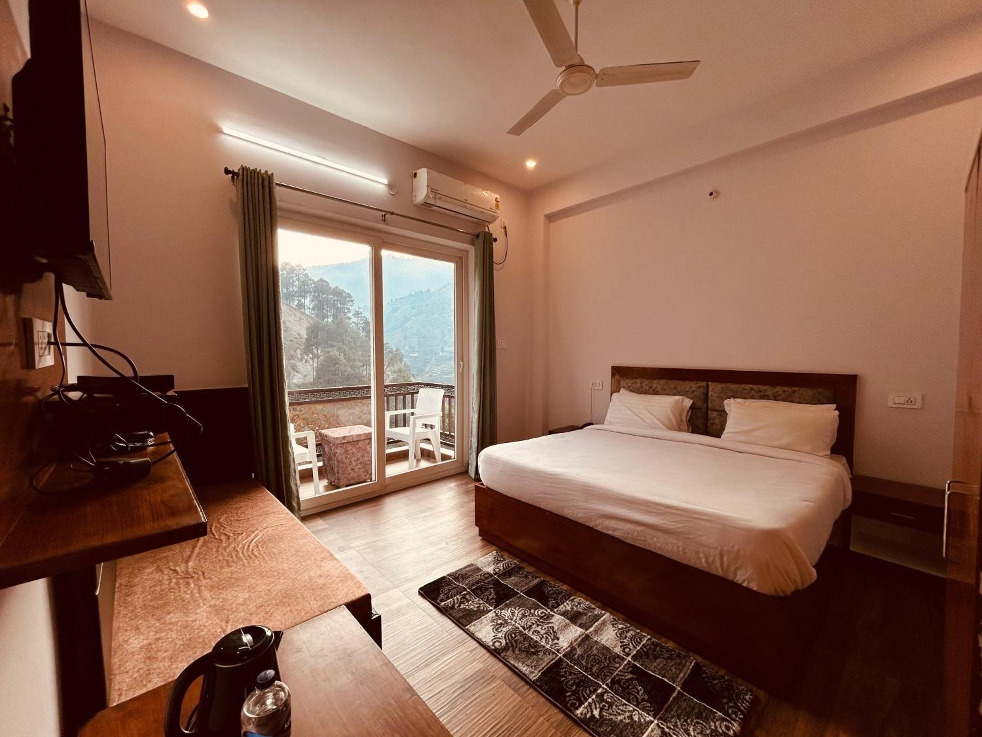 Hotel Anantam Residency Uttarkāshi Eksteriør billede
